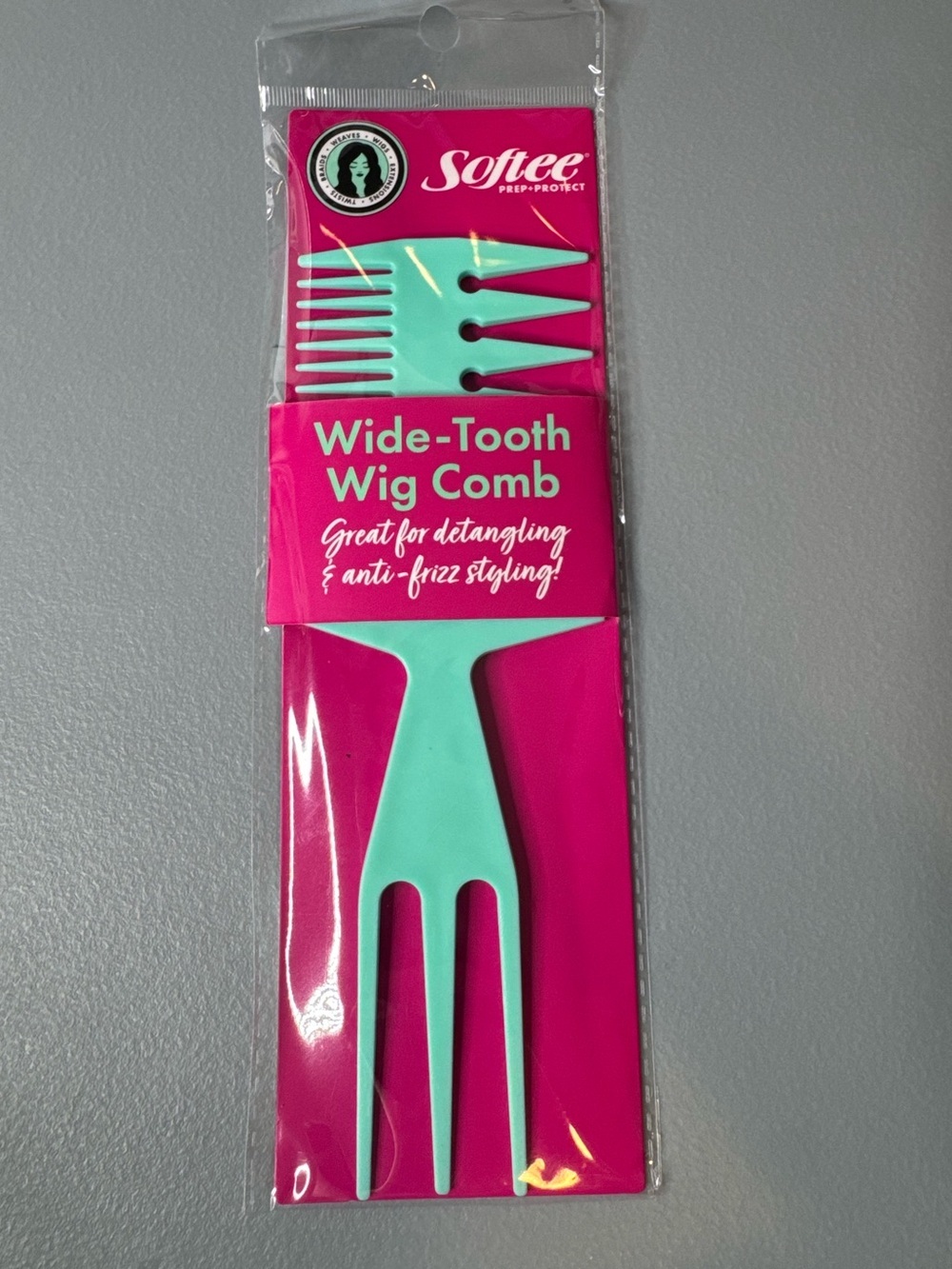 Softee Wide-Tooth Wig Comb in Aqua entangling ant-frizz